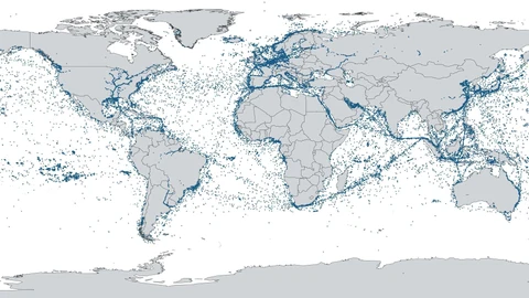 Rutas marítimas dibujadas con señales de barcos procesadas en el espacio