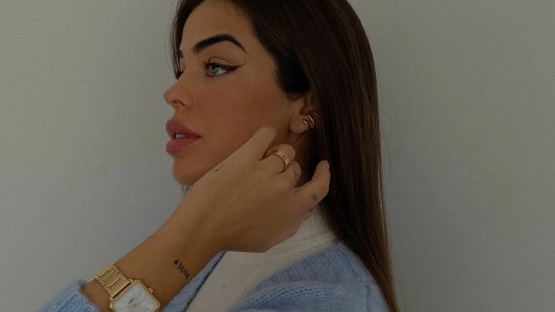 Instagram @violeta_mangrinyan