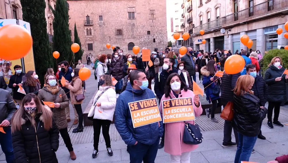 La Plataforma Más Plurales en Castilla y León convoca una concentración de protesta en Salamanca contrala nueva Ley de Educación, conocida como ‘Ley Celaá’