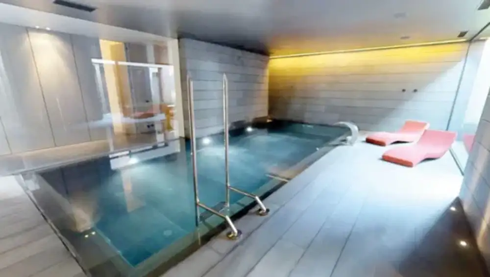 La piscina de la casa de Hazard