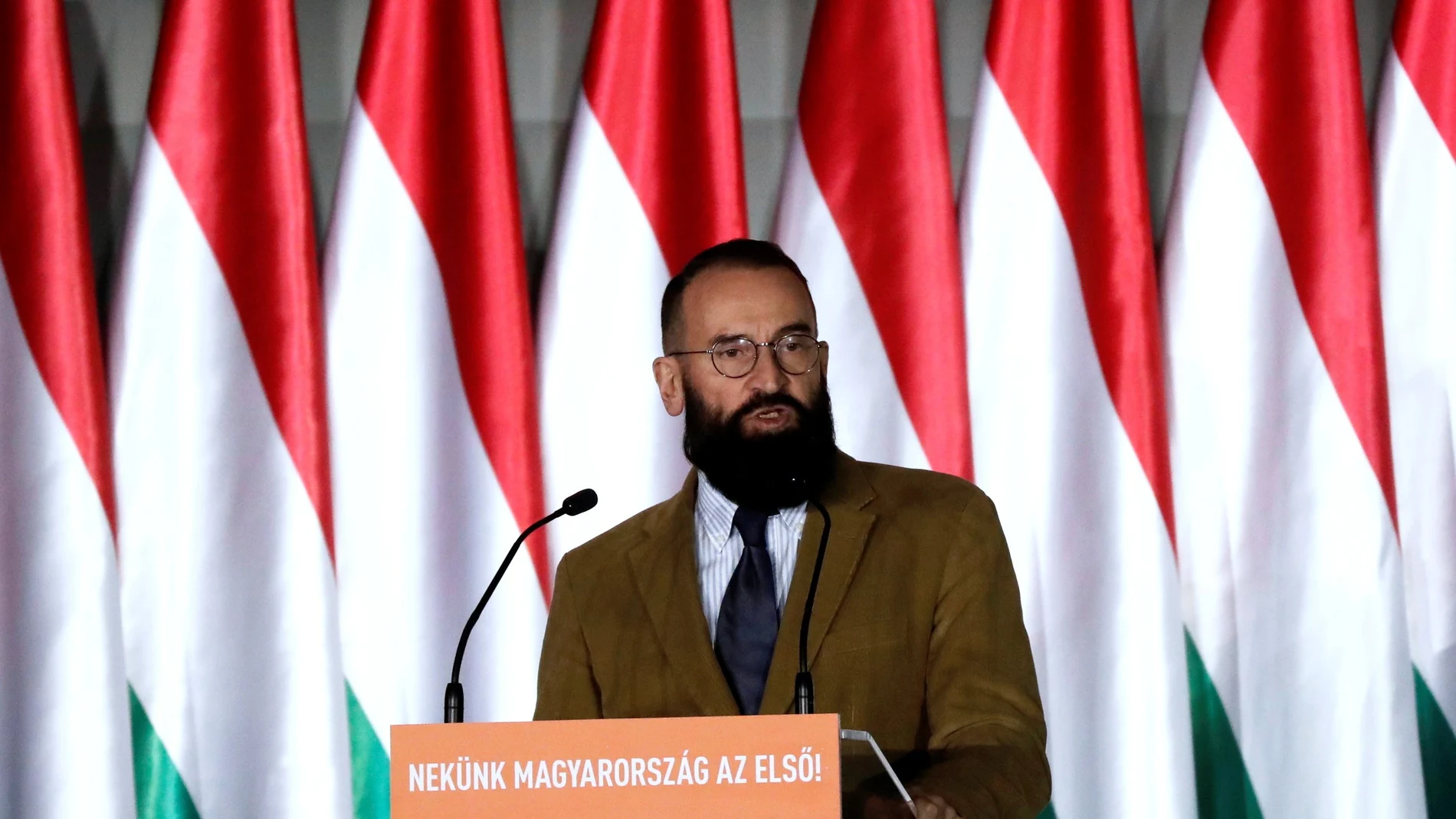 El eurodiputado Jozsef Szajer, miembro del partido Fidesz, acudió el viernes a una orgía junto a 25 hombres