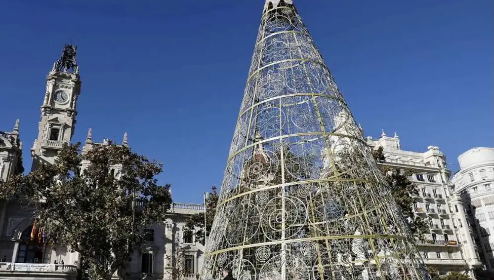 El árbol de 2018 era idéntico.