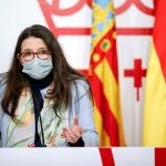 La vicepresidenta y portavoz del Gobierno valenciano, Mónica Oltra, durante la rueda de prensa posterior al Pleno del Consell de este viernes