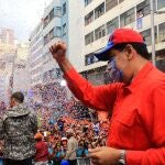 Fotografía cedida por Prensa de Miraflores donde se observa a Nicolás Maduro, en un acto de cierre de "campaña"