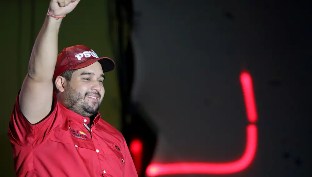 Nicolás Maduro Guerra, candidato e hijo de Nicolás Maduro en un acto de campaña en La Guaira