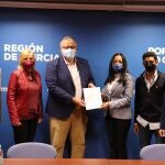 Bernabé tras reunirse con la presidenta de AVEMURPP20/11/2020