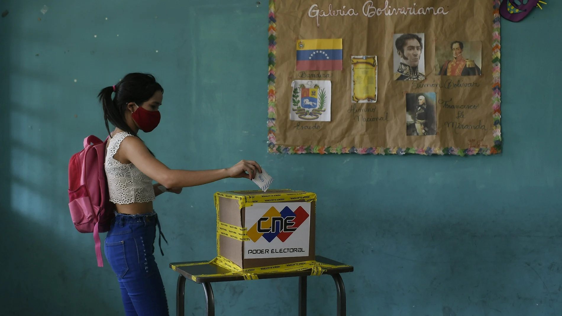 Una votante en Caracas, Venezuela