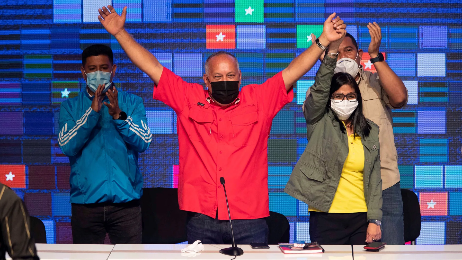 Figuras del chavismo como Diosdado Cabello o Delcy Rodríguez (en la imagen) han conseguido un escaño tras la farsa electoral del domingo
