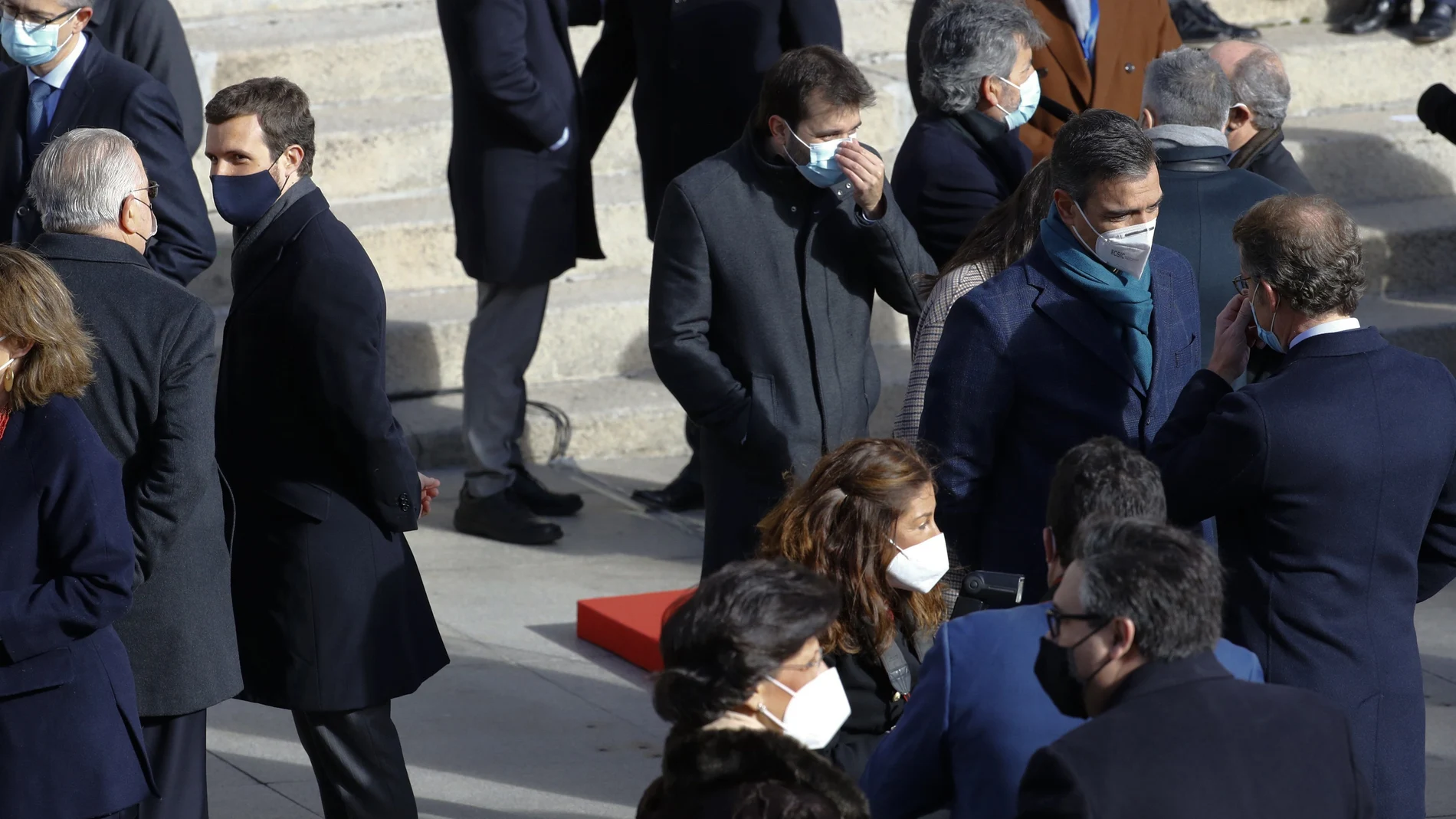 Durante el Día de la Constitución, Sánchez no se acercó a hablar con Casado