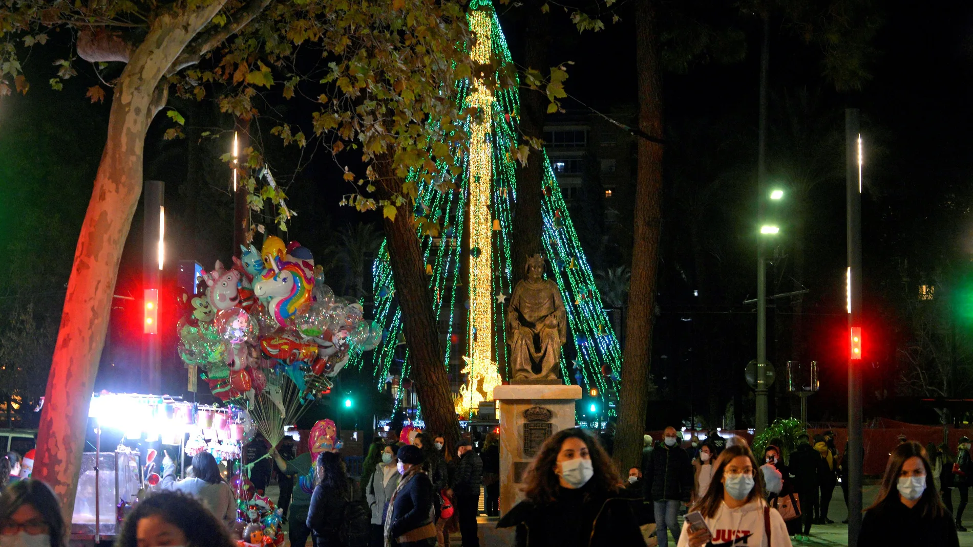 Este año no habrá gran árbol de navidad de la plaza Circular de Murcia