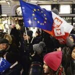 Protesta contra el Gobierno polaco en Varsovia