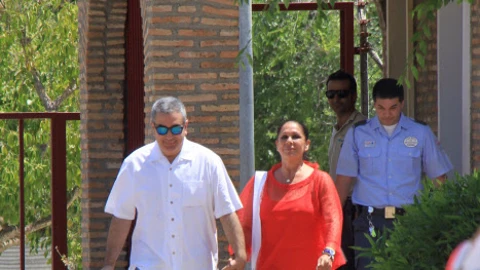 LA CANTANTE ISABEL PANTOJA CON SU HERMANO AGUSTIN SALIENDO DE LA CARCEL DE ALCALA DE GUADAIRA01/06/2015ALCALA DE GUADAIRA