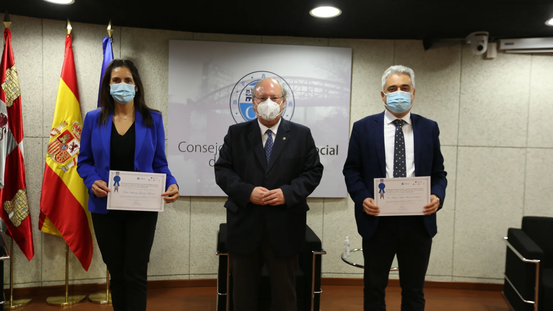 En la imagen: Susana García Herrero, Enrique Cabero Morán Y Miguel Ángel Mariscal Saldaña