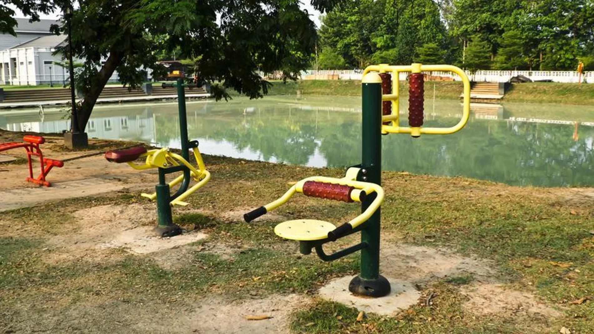 El PP pide instalar “zonas biosaludables” para mayores en todos los parques
