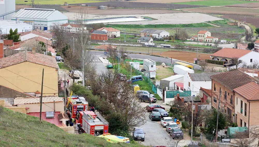Dos personas han muerto en el incendio de su vivienda en la calle Cuesta de la estación de Toro