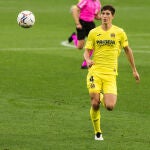 Pau Torres con el Villarreal.