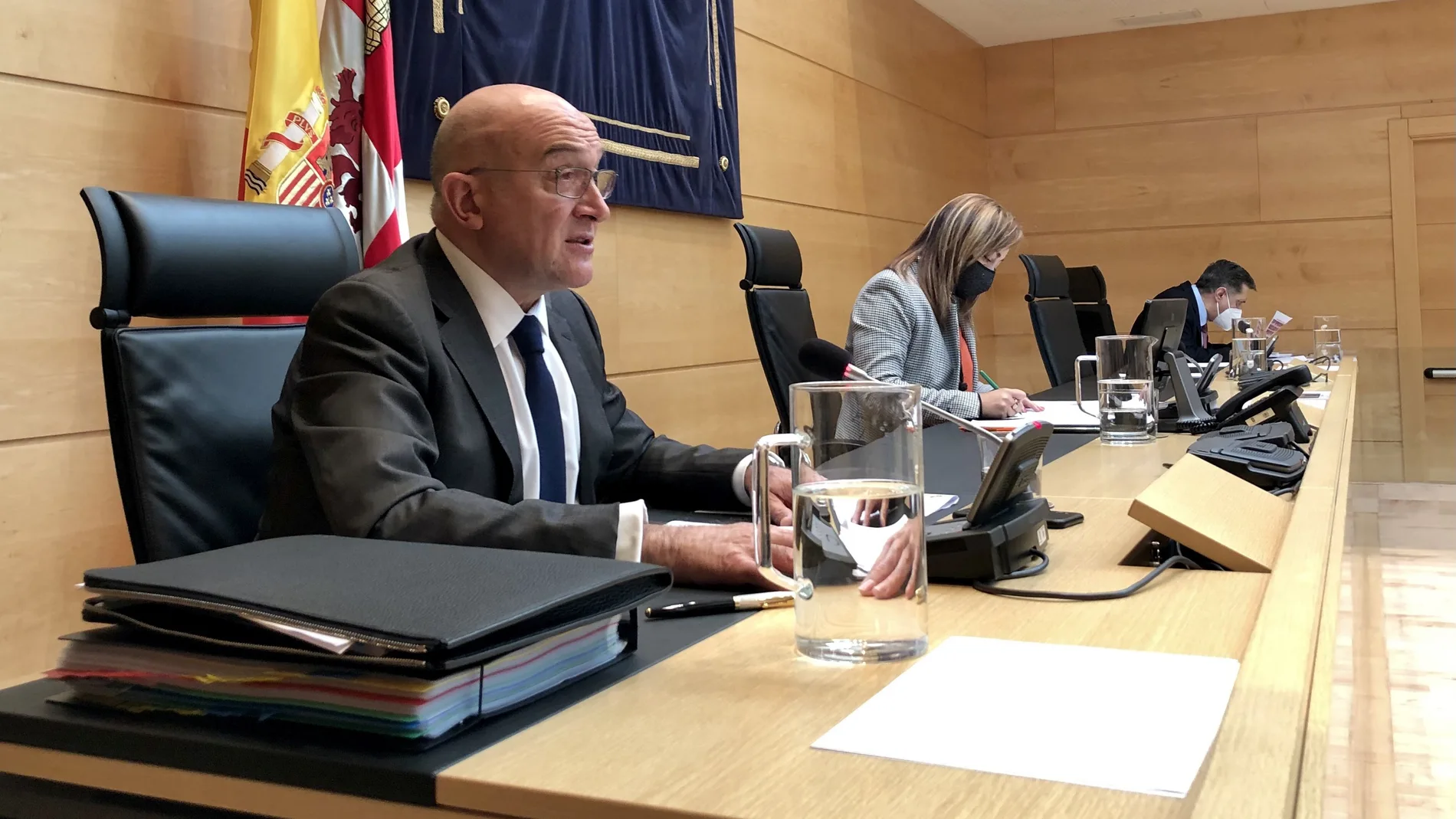 El consejero de Agricultura, Ganadería, y Desarrollo Rural, Jesús Julio Carnero, comparece en las Cortes de Castilla y León para presentar el presupuesto de su departamento