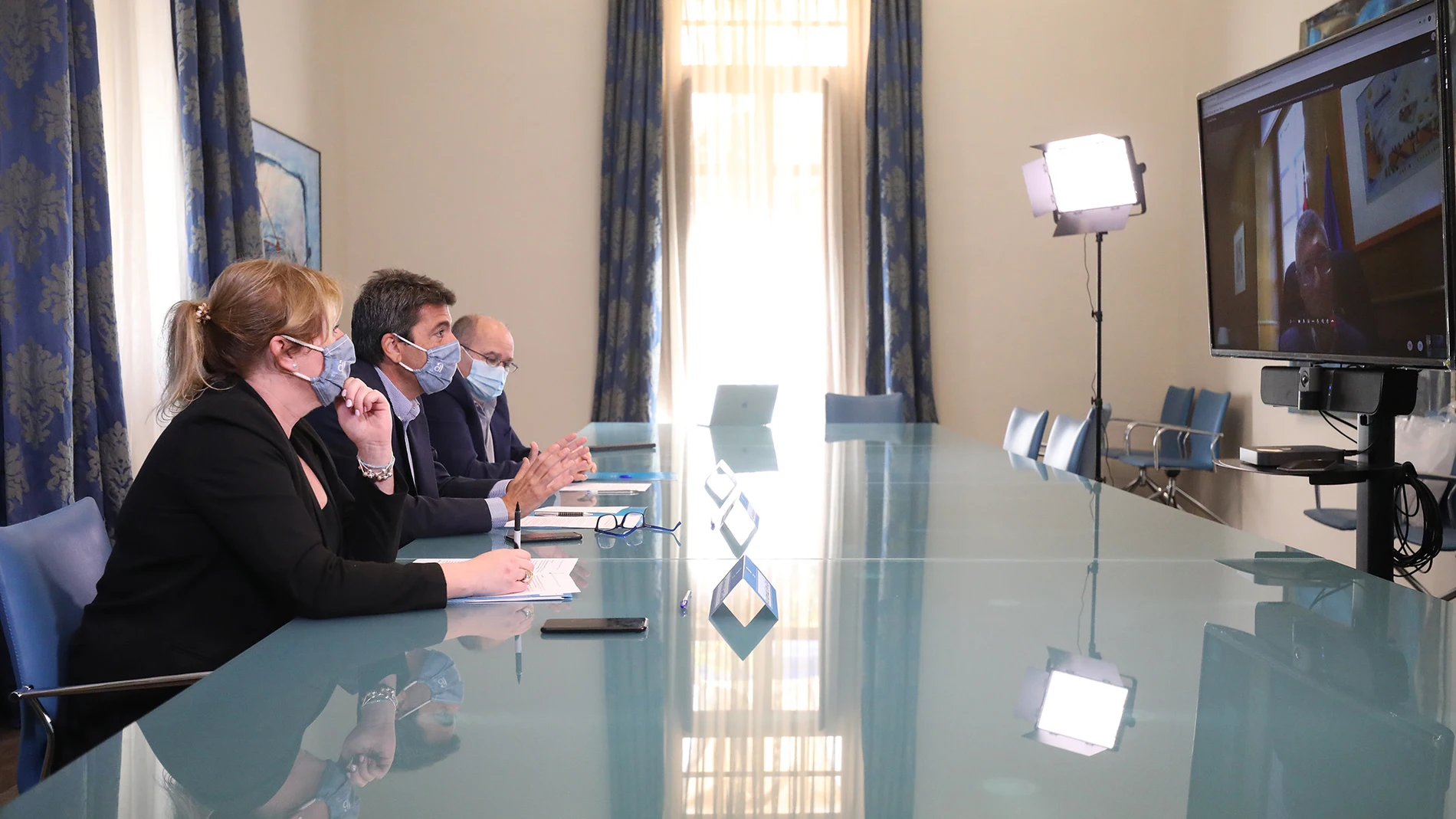 El presidente de la Diputación de Alicante se reúne por videoconferencia con el Secretario de Estado de Medio Ambiente para exponerle las reivindicaciones de los regantes y agricultores