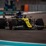 Fernando Alonso en el test de Abu Dhabi