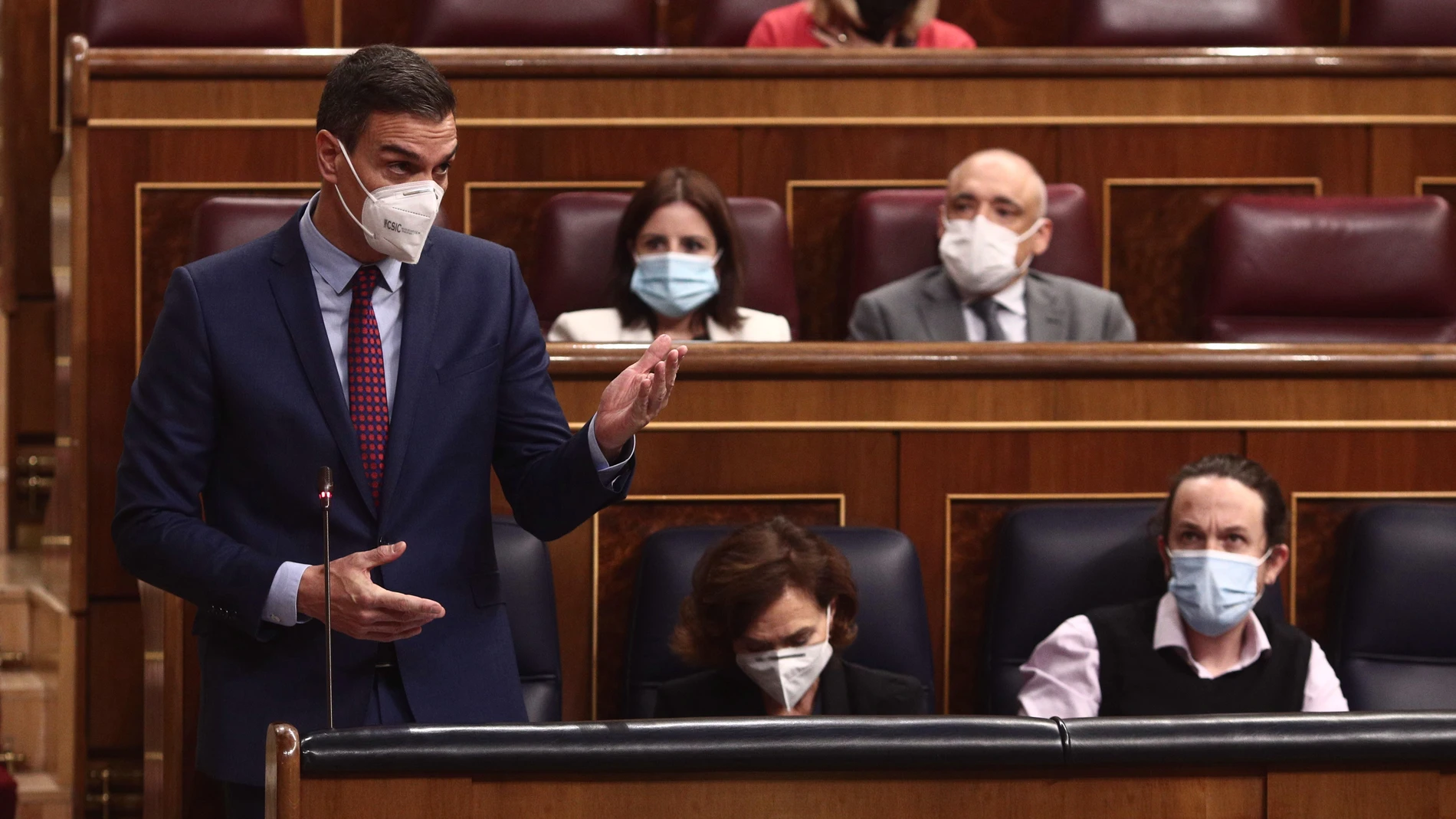 El presidente del Gobierno, Pedro Sánchez, interviene durante una sesión de control al Gobierno