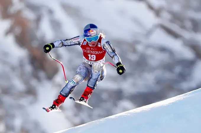 Ester Ledecka gana el primer Super-G en Val d’Isère