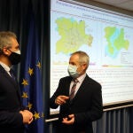 El delegado de la AEMET en Castilla y León, Juan Pablo Álvarez, y el delegado del Gobierno en la Comunidad, Javier Izquierdo, presentan el resumen climático del otoño en Castilla y León y realiza las previsiones para el invierno.