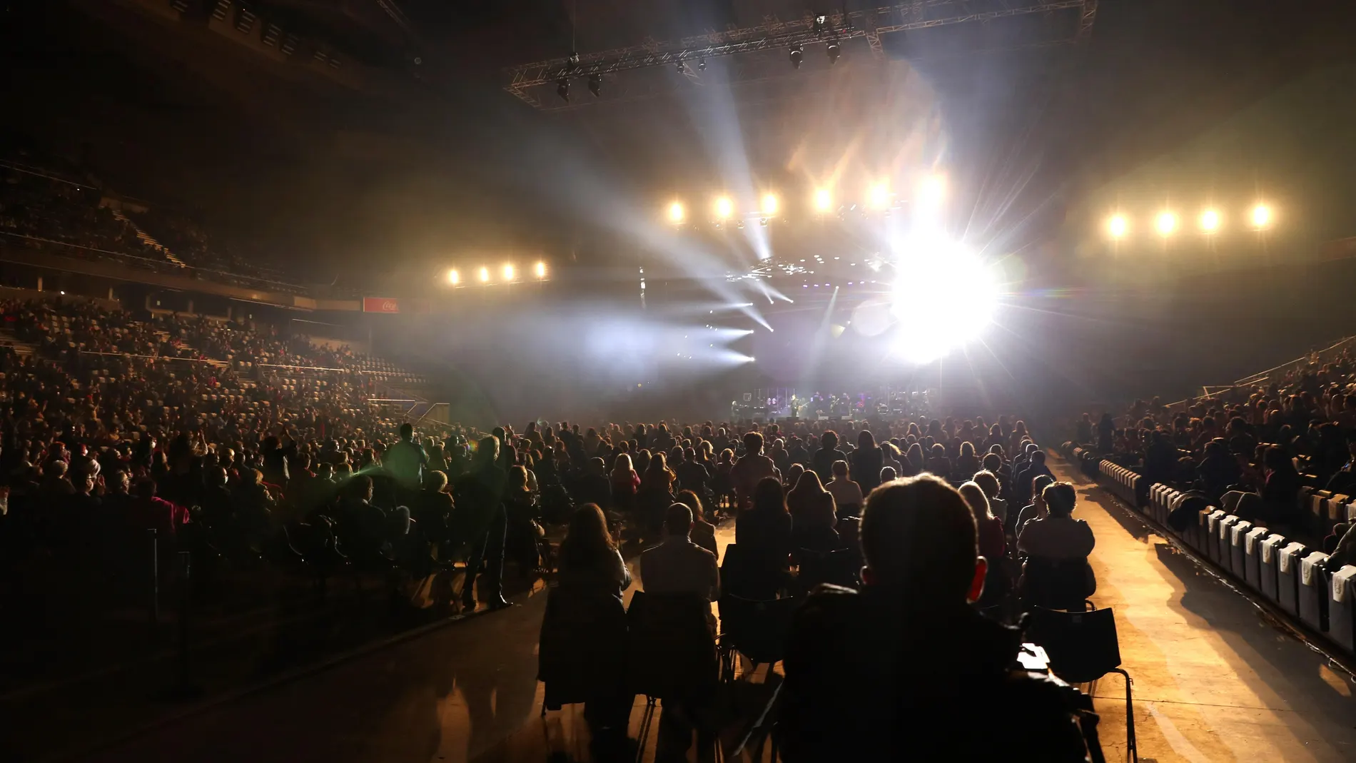 5.000 espectadores acudieron al WiZink Center al concierto de Raphael