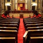 Vista del hemiciclo del Parlament poco después de que el presidente de la cámara catalana