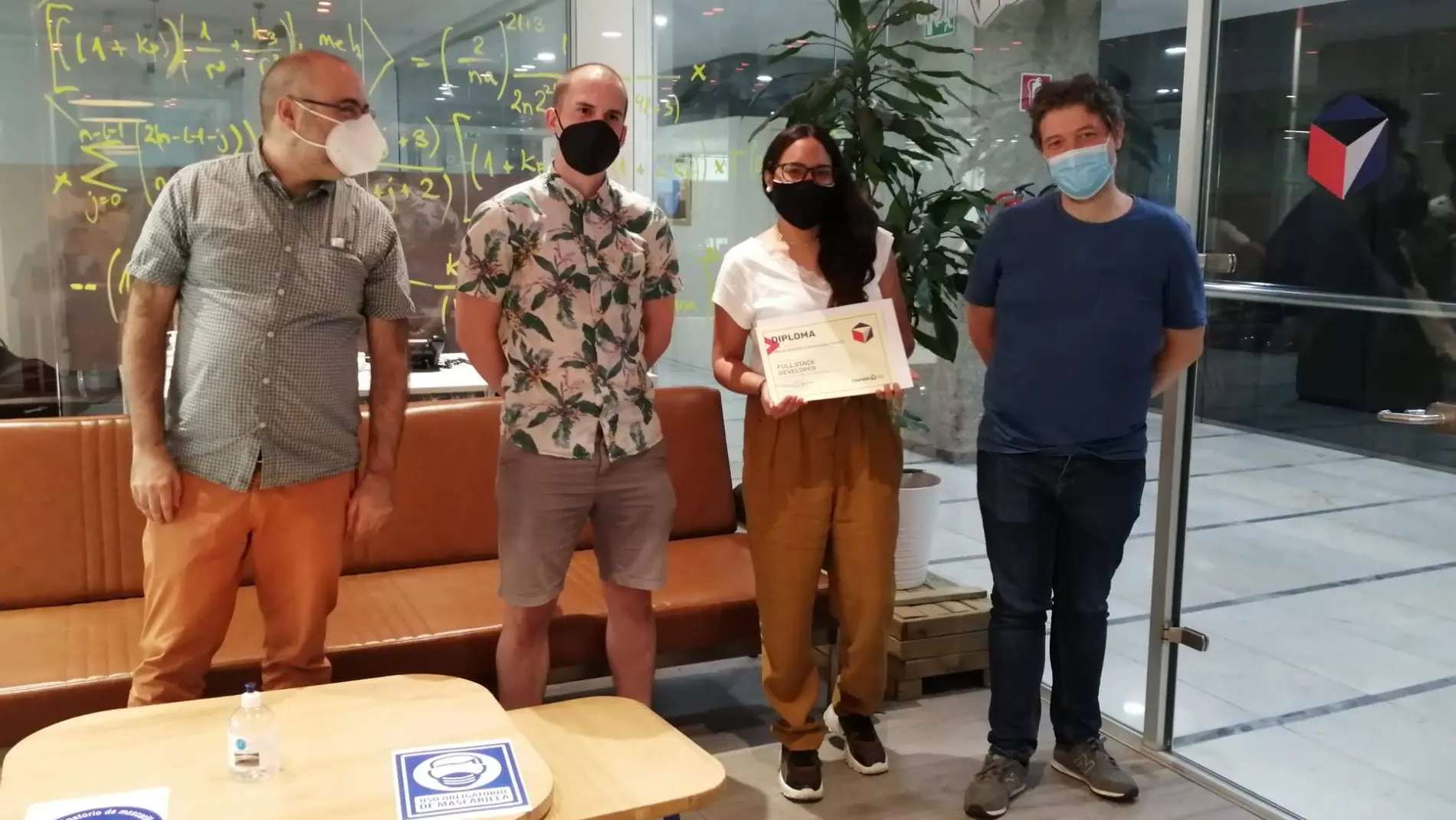 A María Vitoria le han otorgado una beca con la que podrá completar su formación