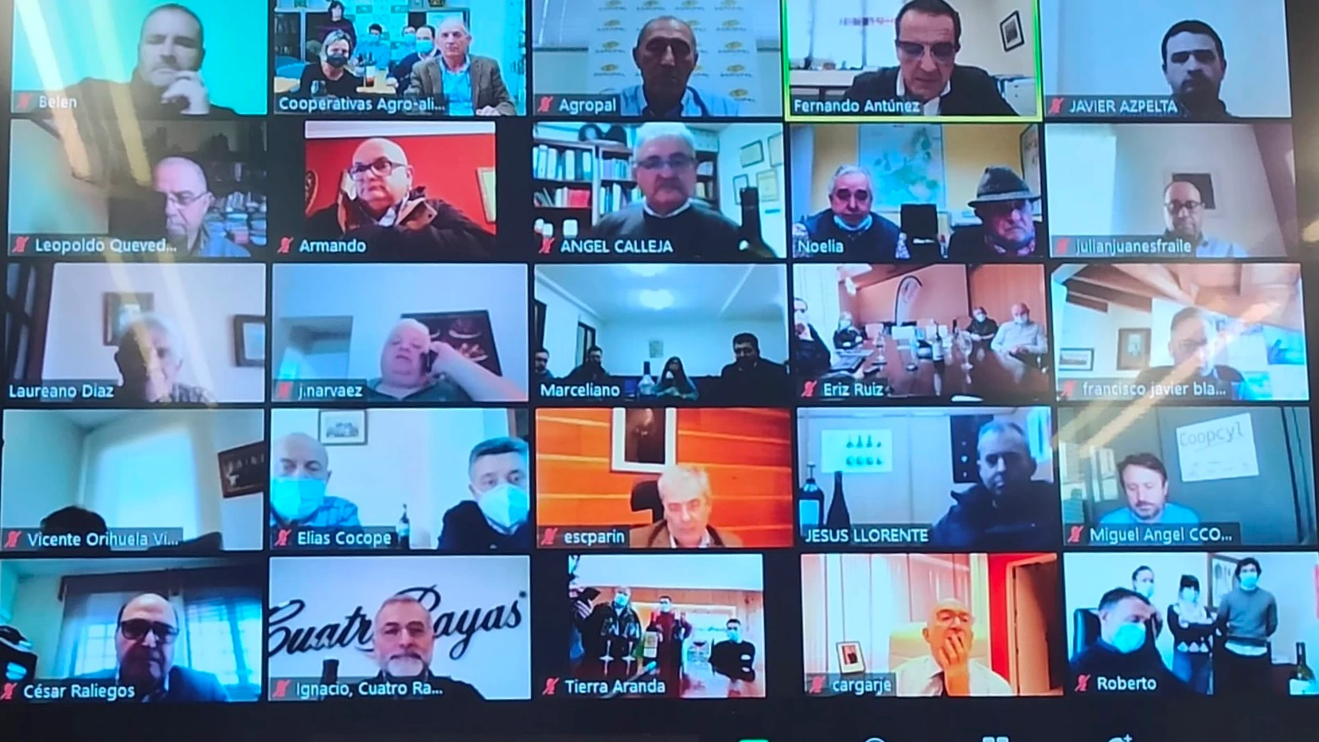 Carnero participa en el encuentro y brindis virtual con las cooperativasURCACYL23/12/2020