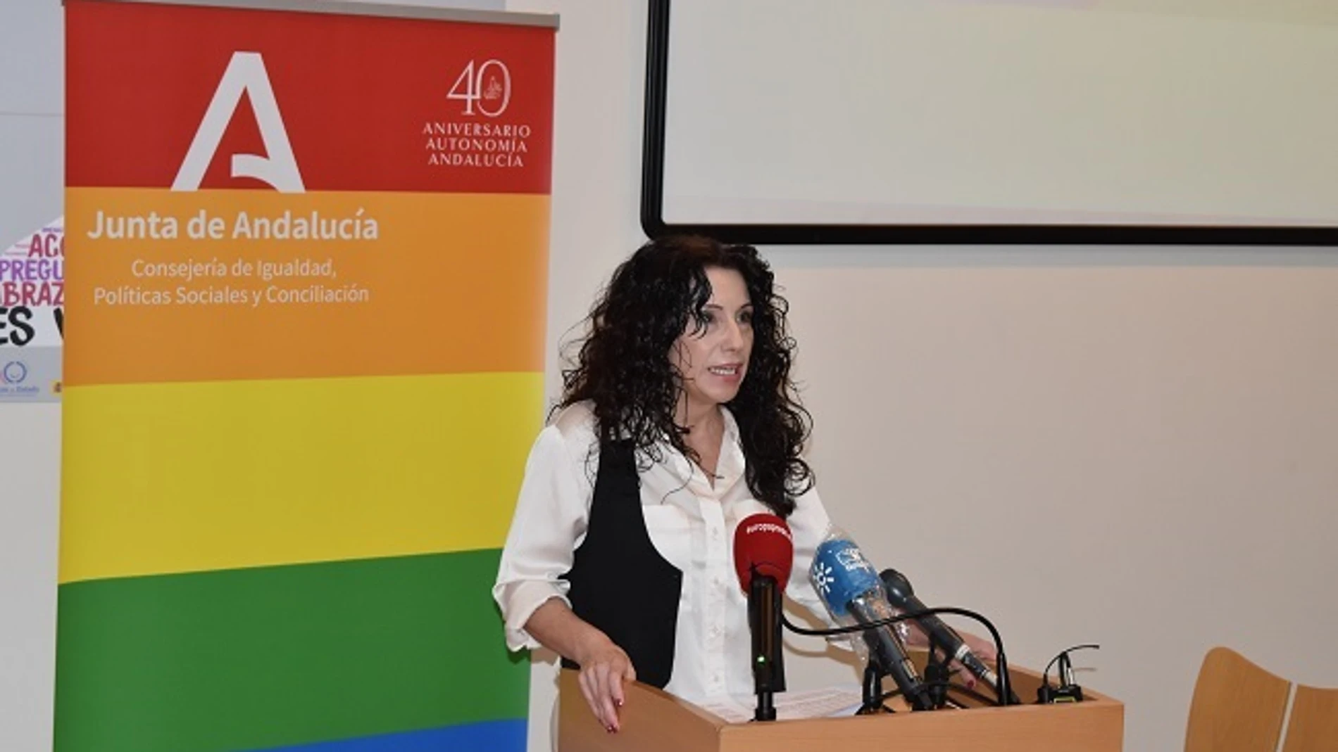 La Consejería de Igualdad constituyó el Primer Consejo Andaluz Lgtbi para impulsar las políticas en defensa de la diversidad