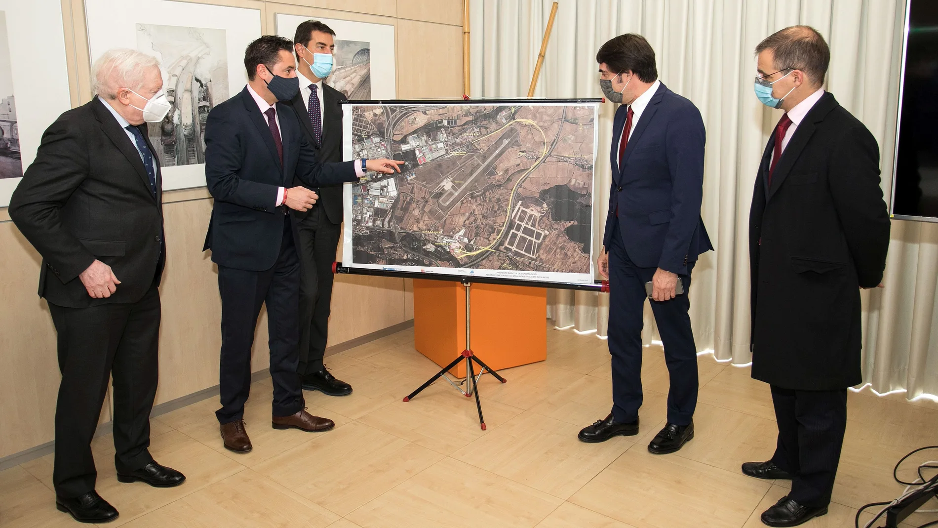 Presentación del Ramal ferroviario entre Kronospan y la Terminal de Mercancías del puerto seco de Villafría.