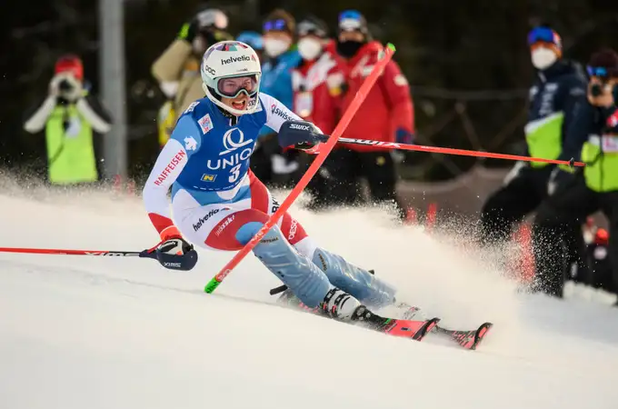 Michelle Gisin gana su primera prueba de Copa del Mundo en Semmering Slalom