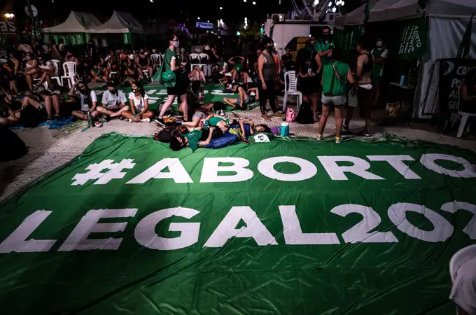 Argentina legaliza el aborto hasta las 14 semanas de embarazo 