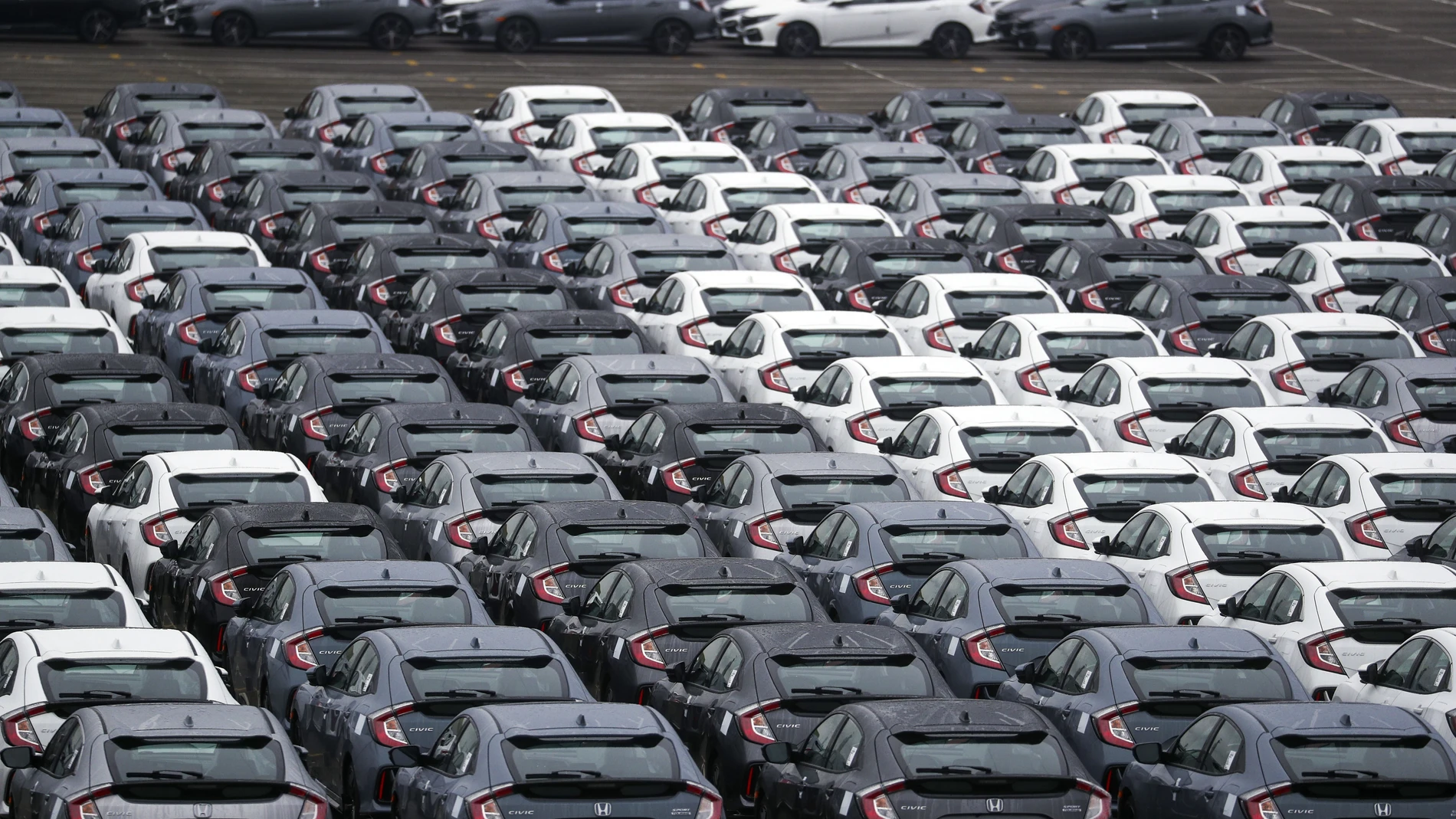 01 January 2021, England, Southampton: New cars are seen at the port of Southampton as the UK leaves the single market and customs union and the Brexit transition period comes to an end. Photo: Steve Parsons/PA Wire/dpa01/01/2021 ONLY FOR USE IN SPAIN