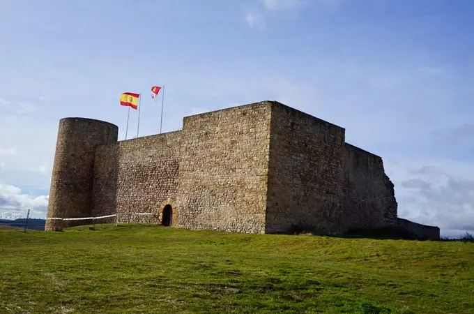 Estos son los castillos más bonitos y sorprendentes de Soria