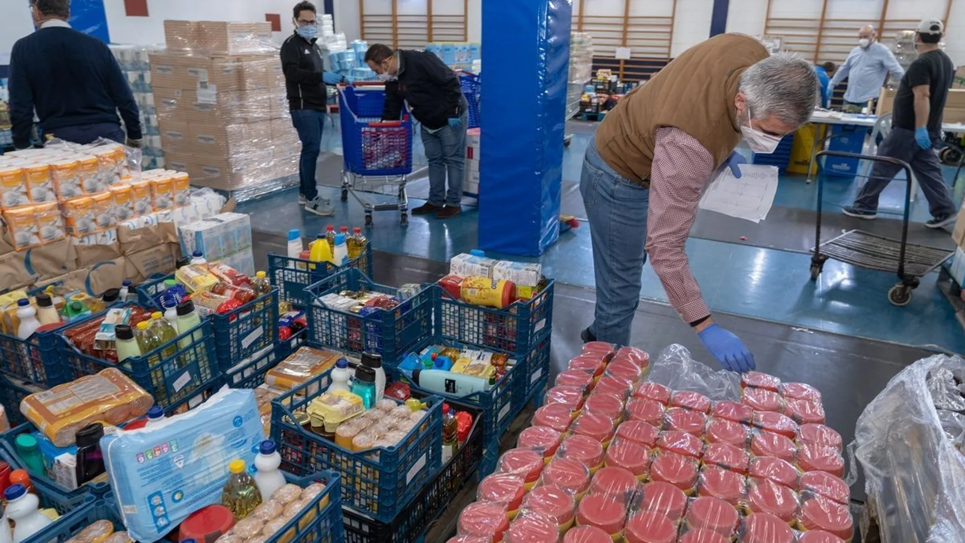 Reparto de alimentos de Servicios Sociales