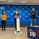 Bonig, entre Belén Hoyo y Vicent Mompó