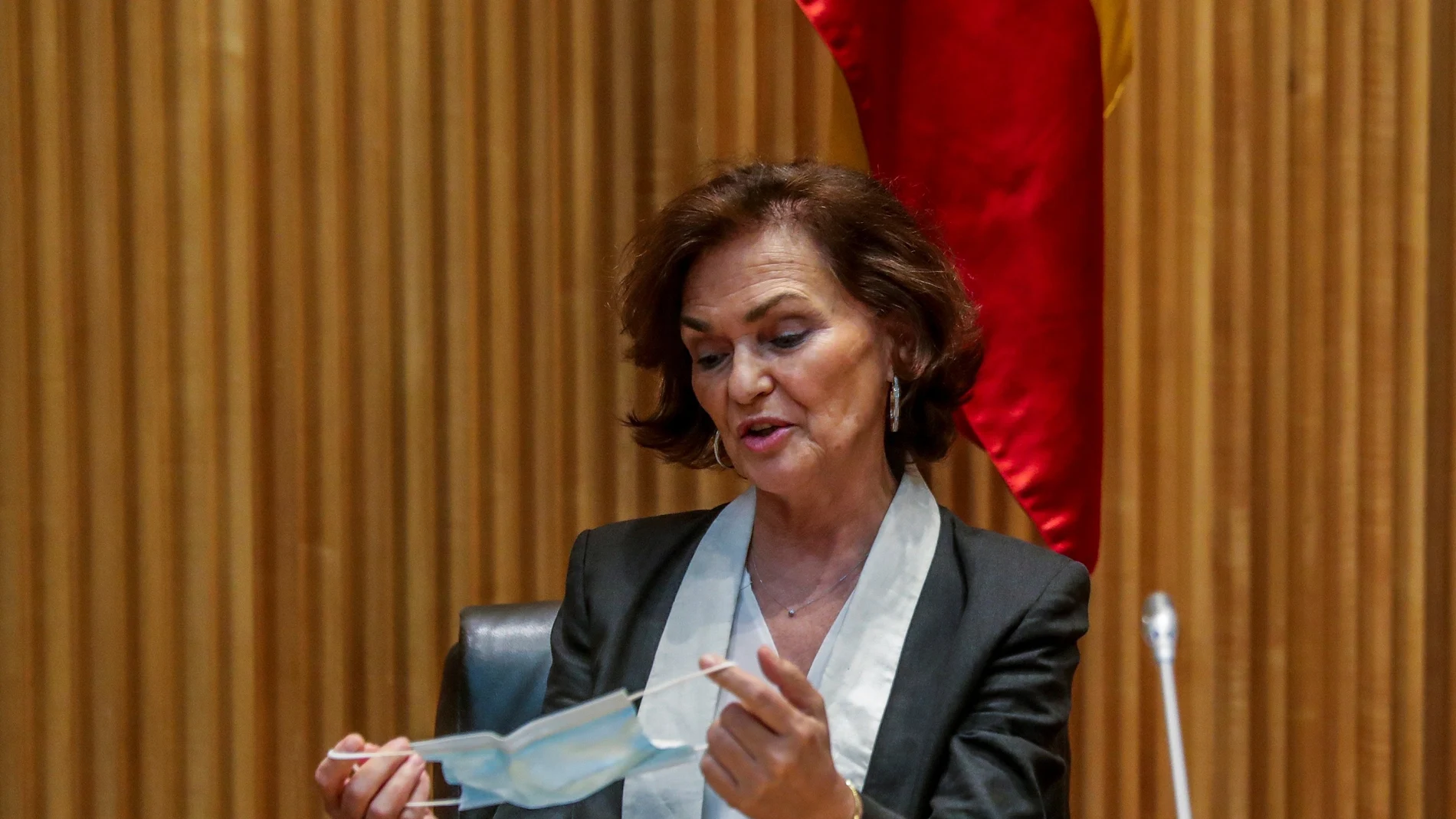 La vicepresidenta primera del Gobierno, Carmen Calvo, arranca la ronda de comparecencias ante la Comisión para la Reconstrucción creada en el Congreso que tratará de acordar una serie de propuestas frente a los efectos sociales y económicos de la crisis del coronavirus.
