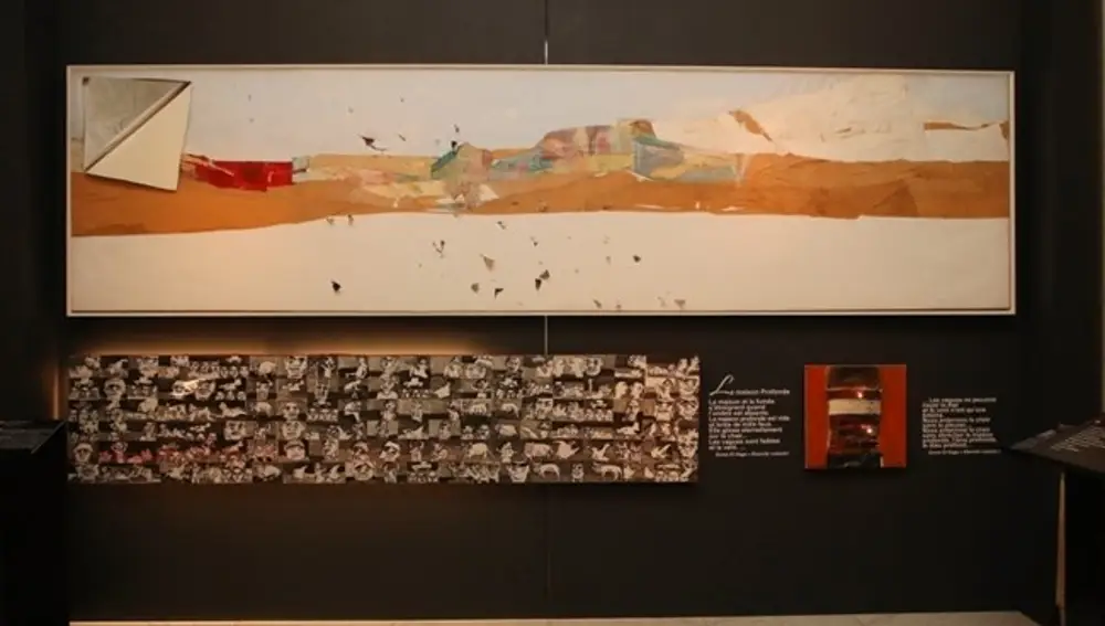 La exposición muestra obras de arte dañadas y rasgadas, como consecuencia de la explosión
