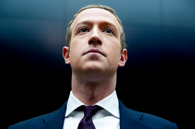 Así se desploma el imperio de Mark Zuckerberg: guerras judiciales, perdido en el “metaverso” y polémicas con sus vecinos