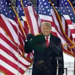 El presidente Donald Trump llega para hablar en un mitin el miércoles 6 de enero de 2021 en Washington. (AP Photo/Jacquelyn Martin)