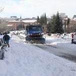Grandes placas de hielo y nieve acumulada tras el paso de la borrasca Filomena dificultan el tráfico
