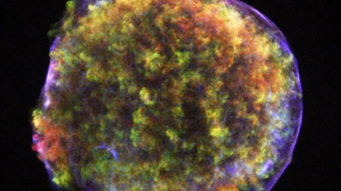 Los restos en expansión de la supernova de 1572 (SN 1572), fotografiados en rayos-X.