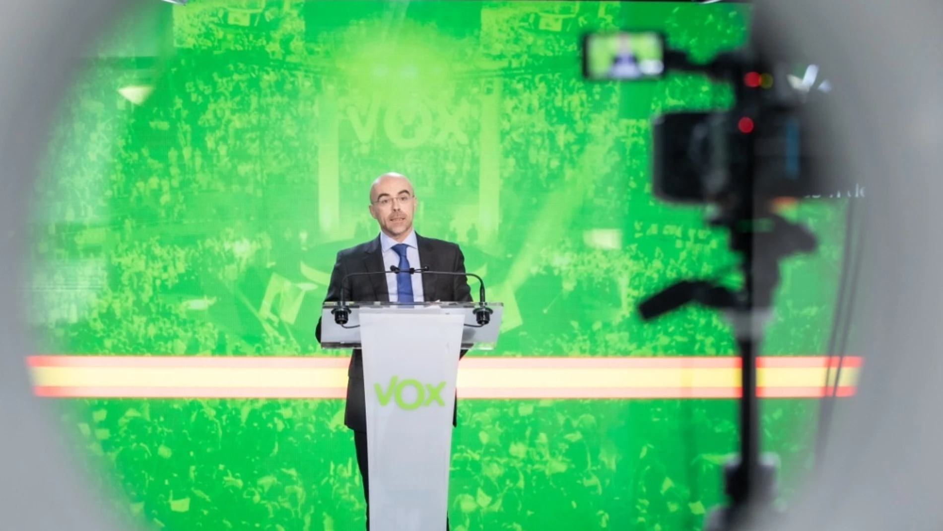 El vicepresidente de Acción Política de Vox, Jorge Buxadé en rueda de prensa