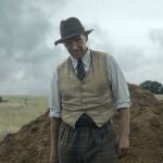 En "La excavación", Ralph Fiennes da vida a Basil Brown, uno de los responsables del yacimiento de Sutton Hoo