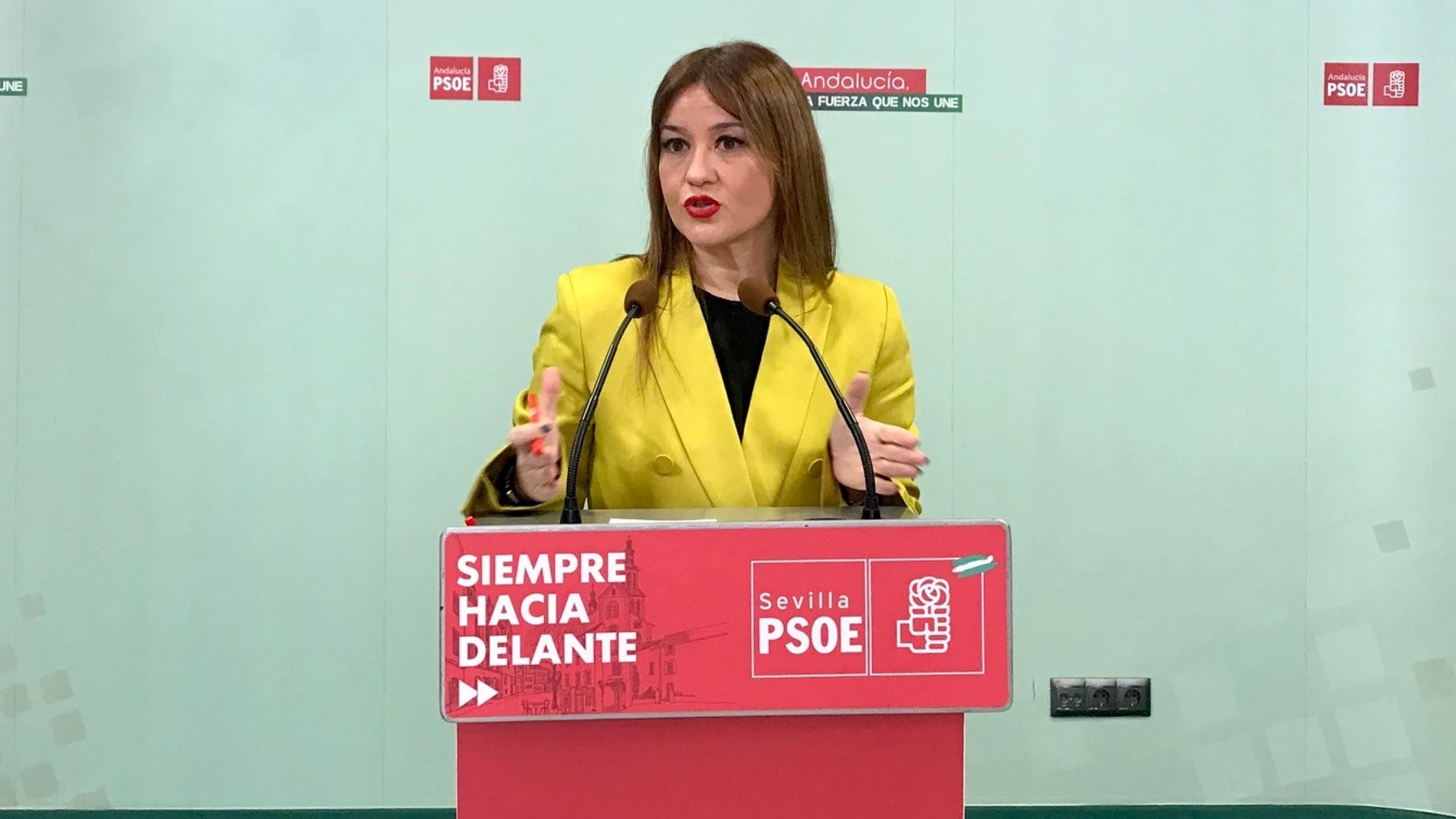 Verónica Pérez, en rueda de prensa