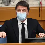  Renzi deja en minoría al Gobierno italiano tras dimitir sus dos ministras