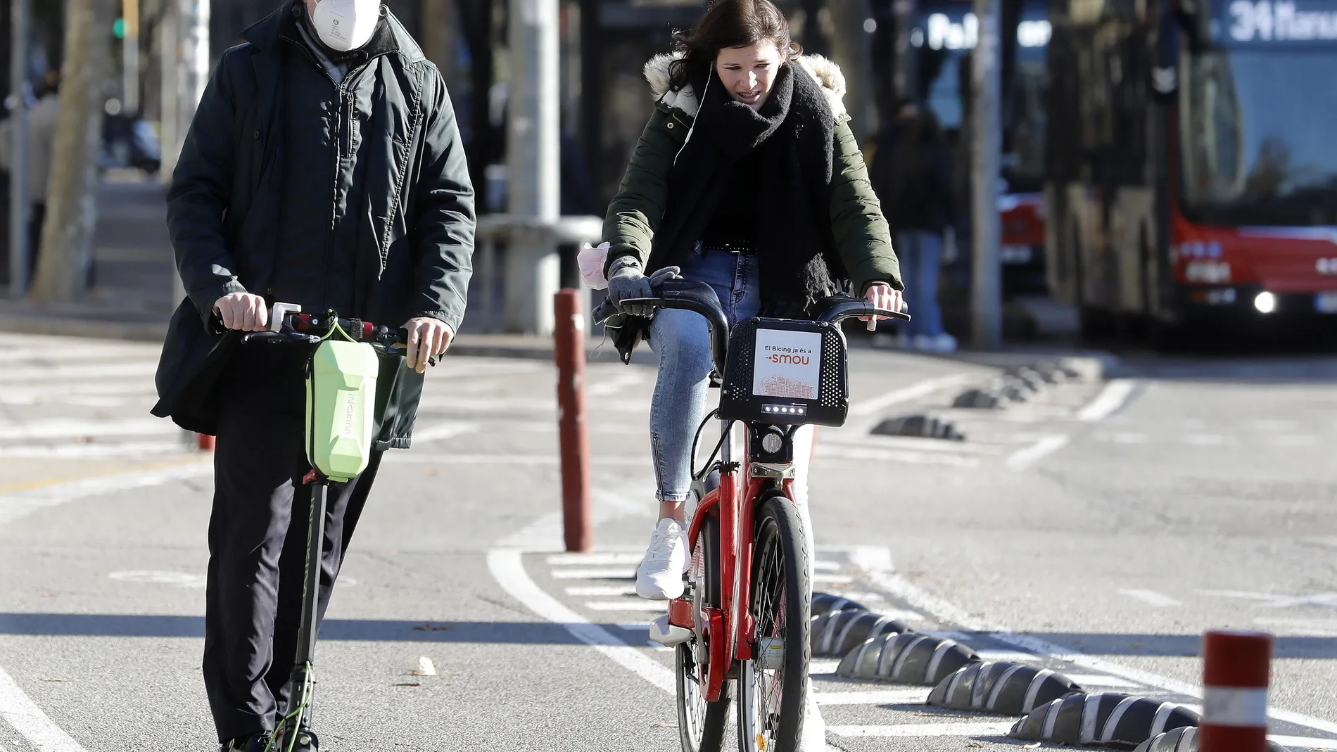 El hecho de compartir el carril bici con los VMP es una de las circunstancia que más inseguridad causa a los ciclistas