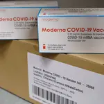 Las primeras dosis de la vacuna de Moderna contra la Covid-19 llegaron a España el pasado martes